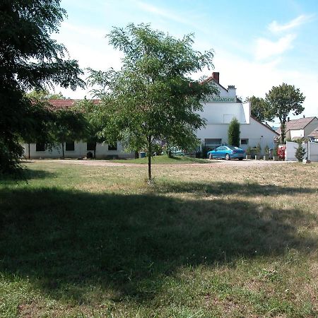 Auberge De La Musardiere Chagny  Exterior photo