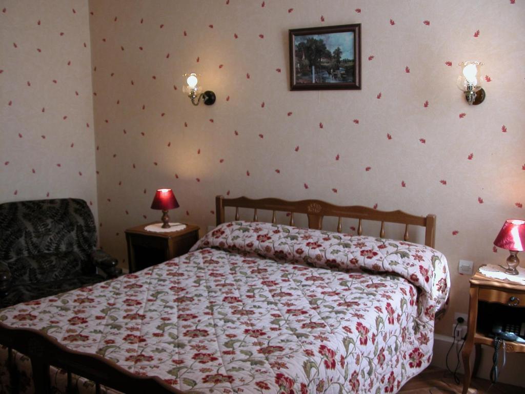 Auberge De La Musardiere Chagny  Room photo