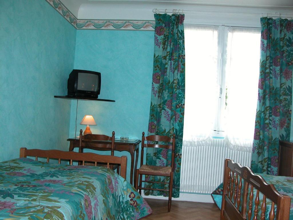 Auberge De La Musardiere Chagny  Room photo