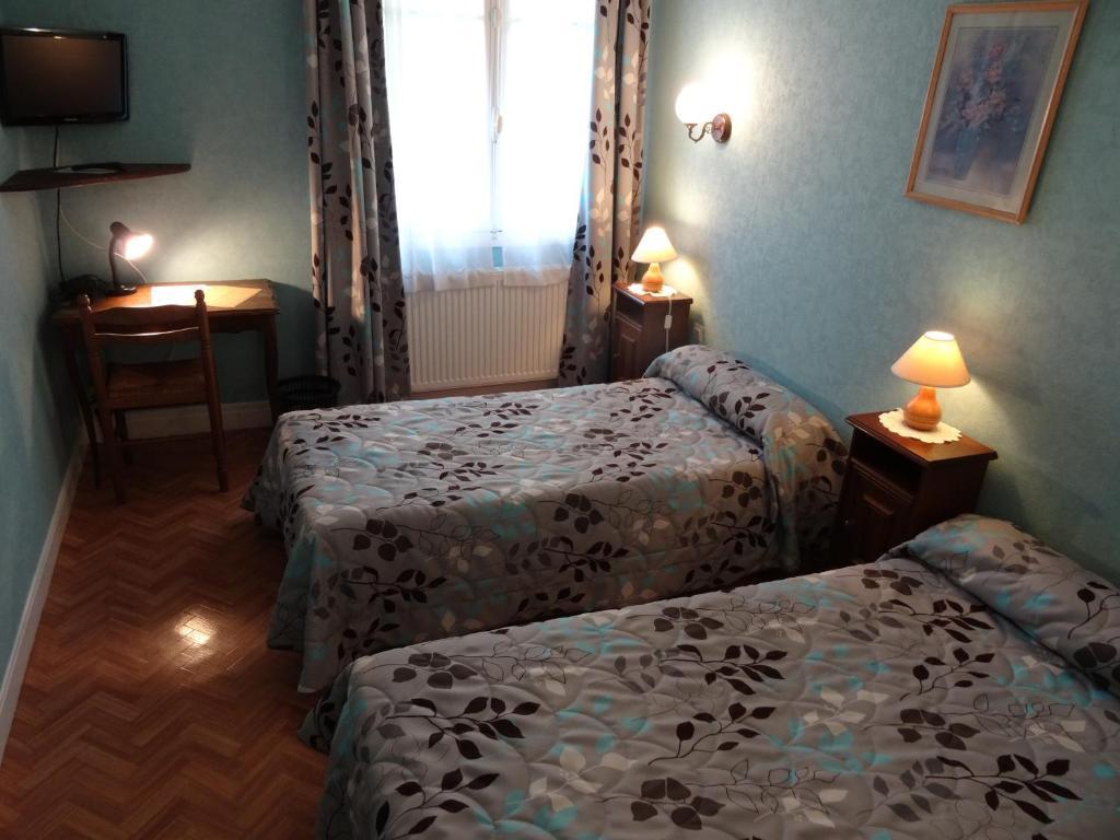 Auberge De La Musardiere Chagny  Room photo